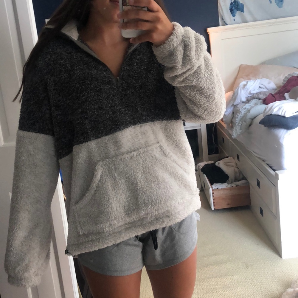 Doe & Rae Pullover